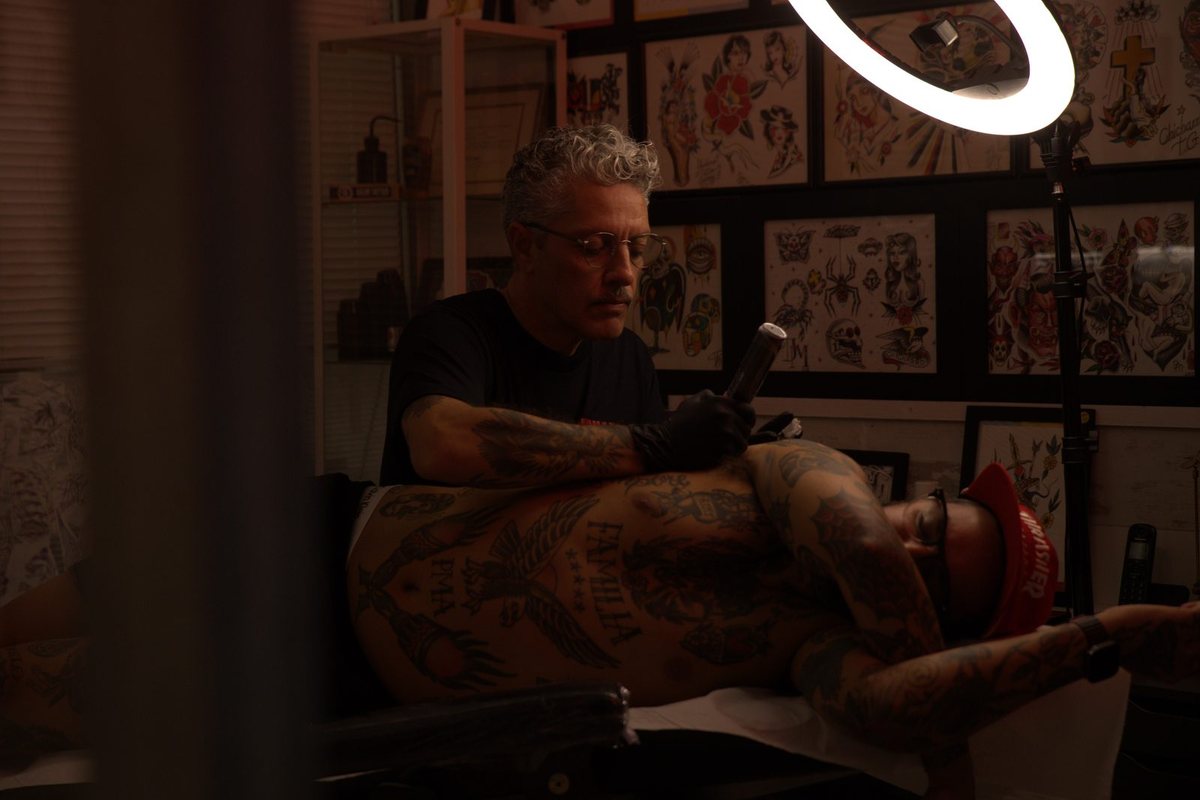 Qué llevar a tu primera sesión de tatuaje